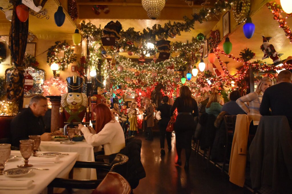 Buffalo Wild Wings Christmas Eve Dining